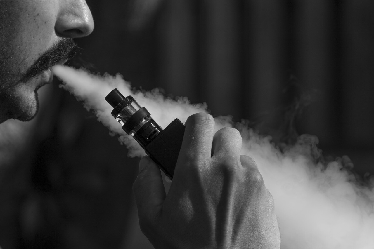 Is Vaping CBD Bad For Your Lungs?